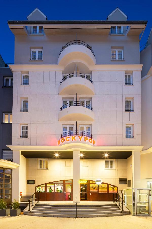 Rockypop Grenoble Hotel Exterior photo